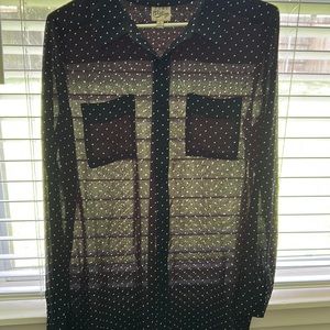 Two front pockets long sleeve blouse